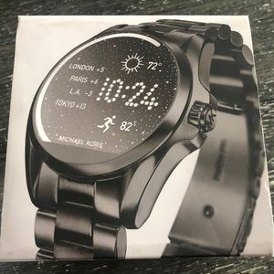 MK Bradshaw Black Smartwatch